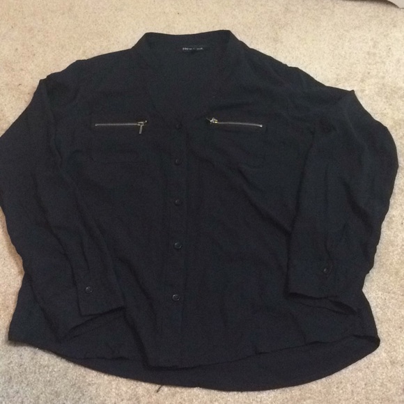 Shirt - Picture 2 of 10